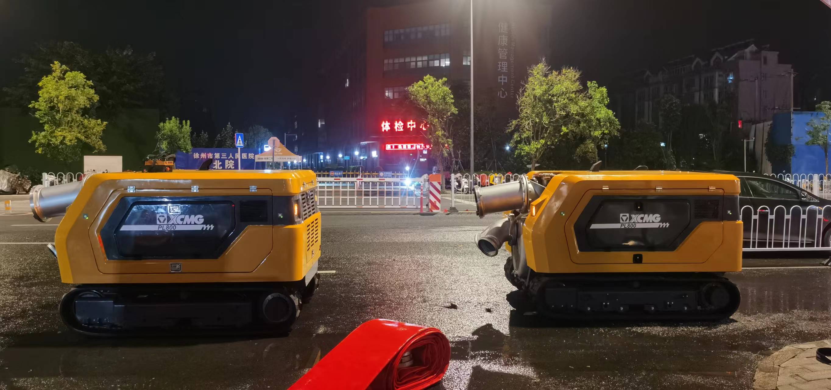 三亿体育排涝机器人紧急驰援，多处涝区“治水先锋”