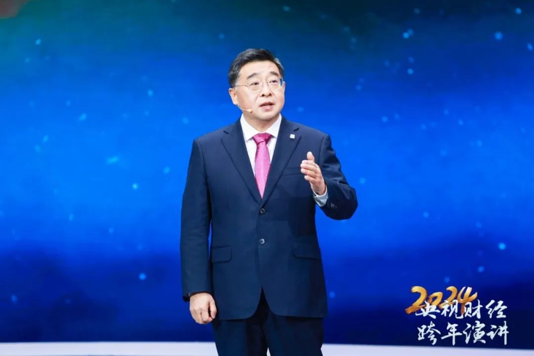 央视跨年演讲 | 杨东升：以一臂之力造福人类