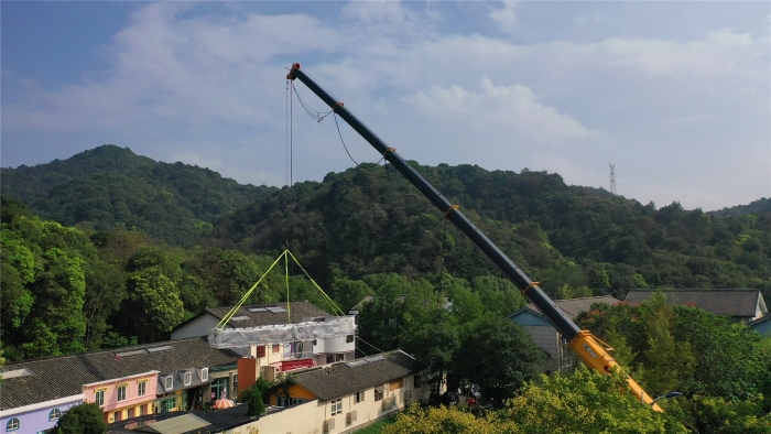 46米跨距吊3天！三亿体育G2代四桥130吨“闯入”影视圈！