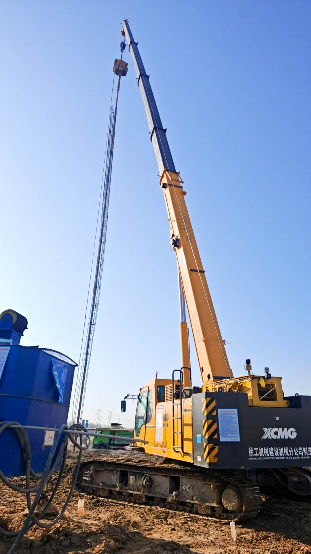 听说工地来了个“巨能扛”？这波操作稳了！XGTC30L5吊装钢筋笼现场纪实